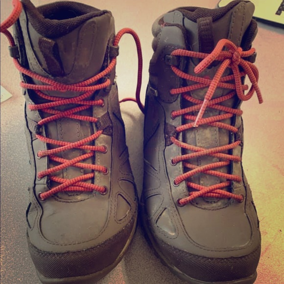 Boulder Merrill performance footwear- women’s - Picture 1 of 3